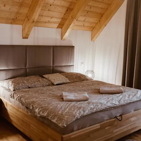 Lodge štít *